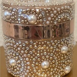 Prai Beauty Ageless Throat & Décolletage CrElegant Pearl and Gold Decorative Jar